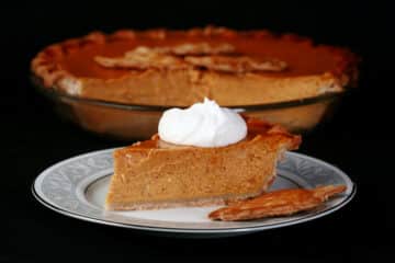 Gluten-Free Pumpkin Pie Recipe [With Maple!] - Beyond Flour